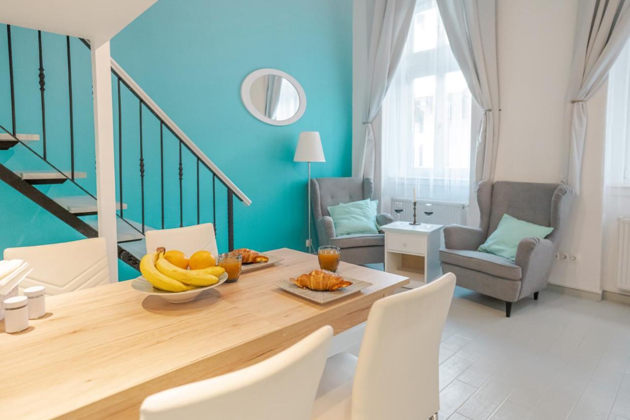 Ombre Apartment With Parking Option Budapest Exterior photo